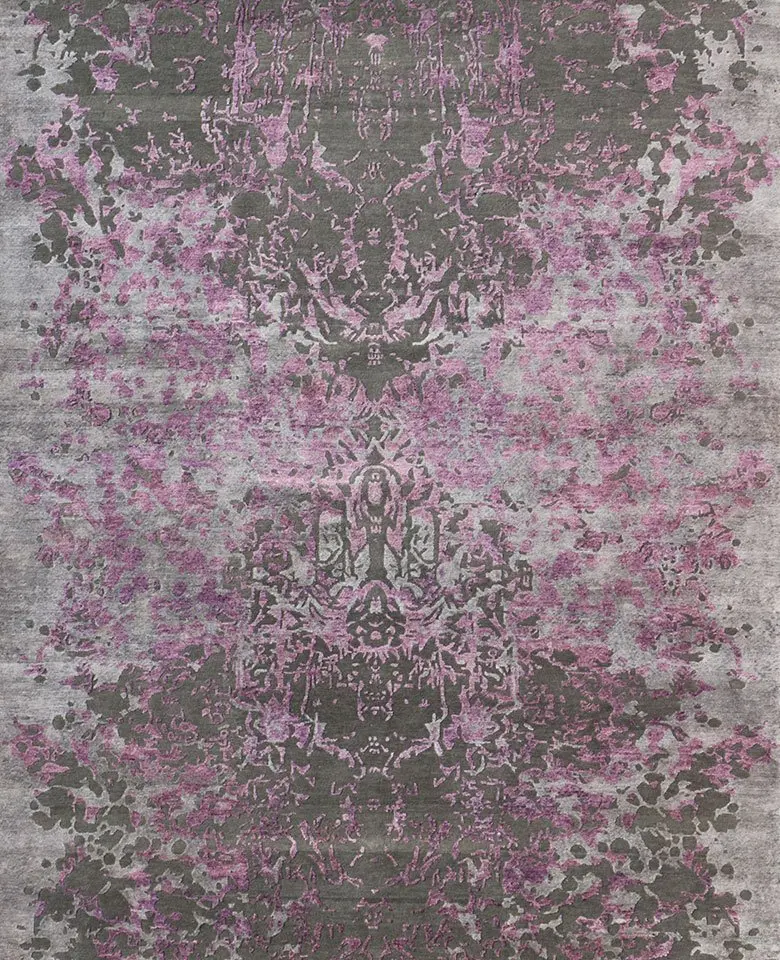 Hand Tufted Rug made up of Wool and Botanical Silk