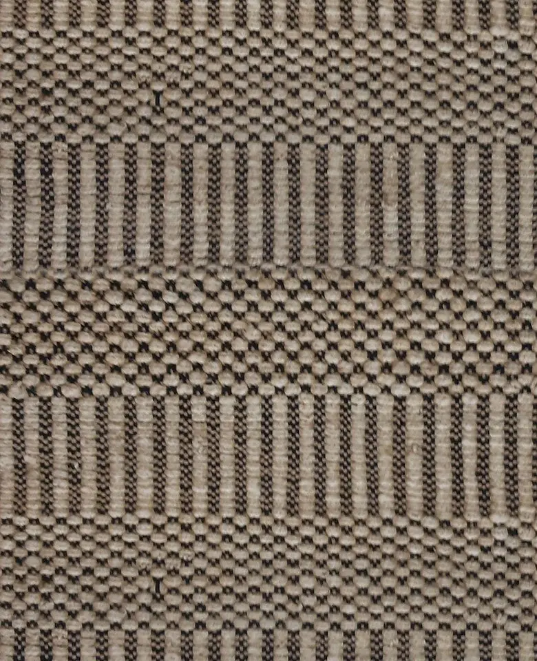 Handmade rug made up of Jute