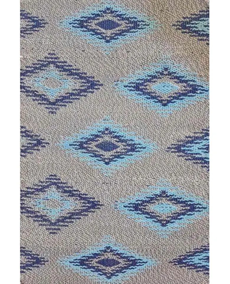 Hand Woven Flat Weave Rug made up of Polypropylene